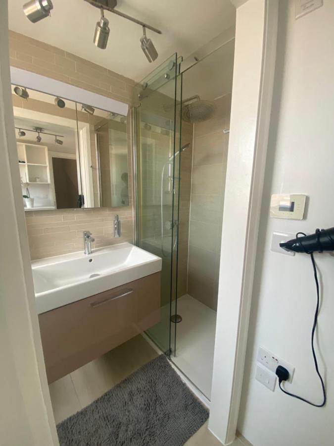 Private Rooms In Excellent Family House ,Zone 2 Λονδίνο Εξωτερικό φωτογραφία