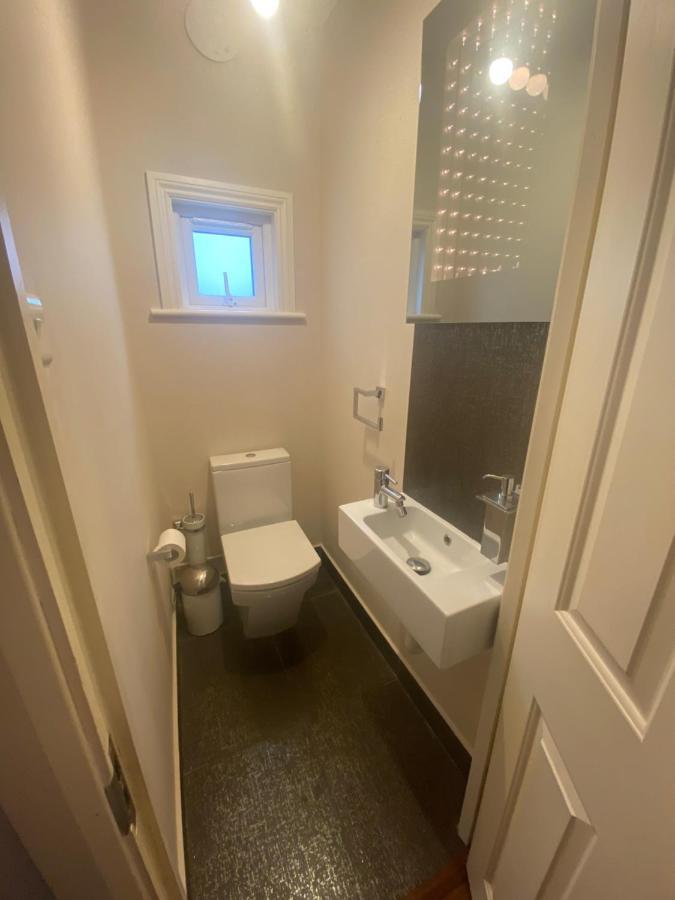 Private Rooms In Excellent Family House ,Zone 2 Λονδίνο Εξωτερικό φωτογραφία